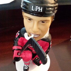 New" Bobble Head Lets Play Hockey